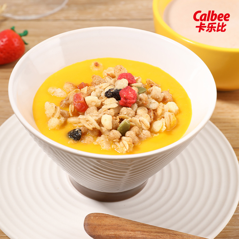 Calbee 水果麥片700g
